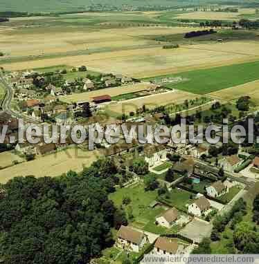 Photo aérienne de Agencourt