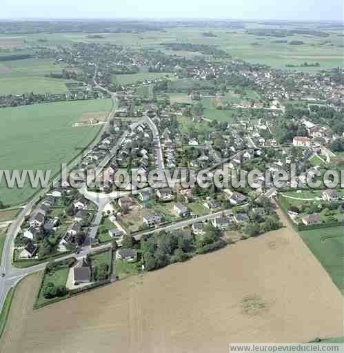 Photo aérienne de Villeblevin