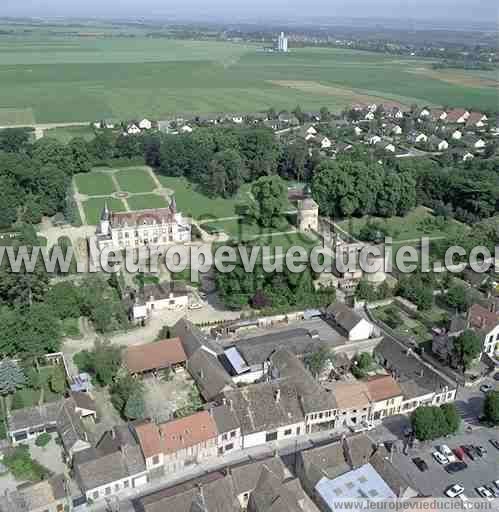 Photo aérienne de Villeblevin