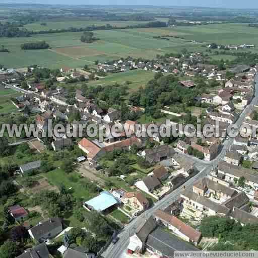 Photo aérienne de Vinneuf