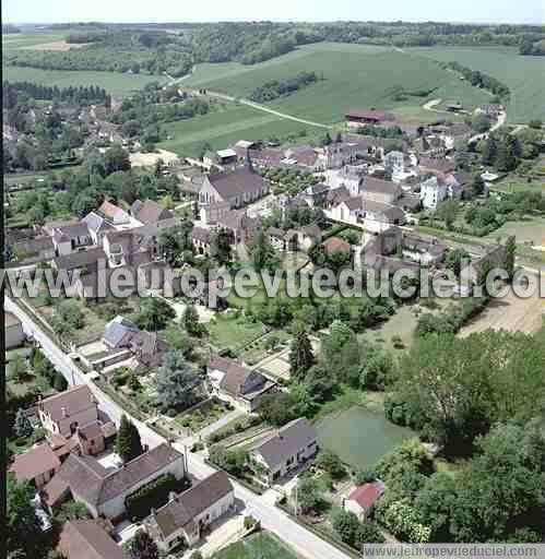 Photo aérienne de La Celle-Saint-Cyr