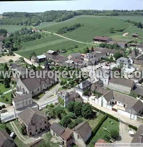 Photo aérienne de La Celle-Saint-Cyr