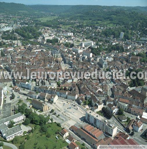 Photo aérienne de Lons-le-Saunier