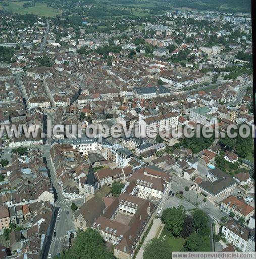 Photo aérienne de Lons-le-Saunier