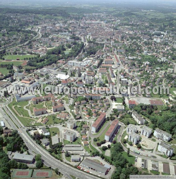 Photo aérienne de Lons-le-Saunier