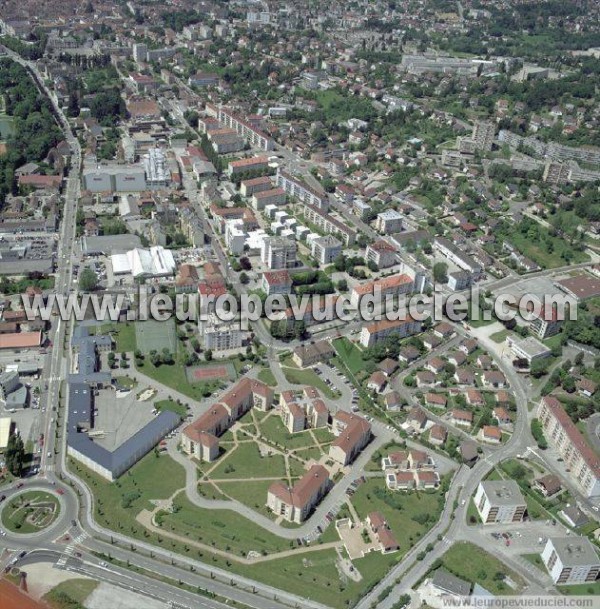 Photo aérienne de Lons-le-Saunier