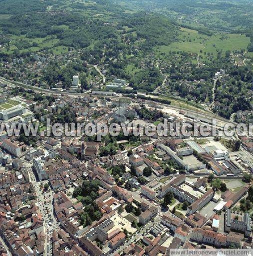 Photo aérienne de Lons-le-Saunier