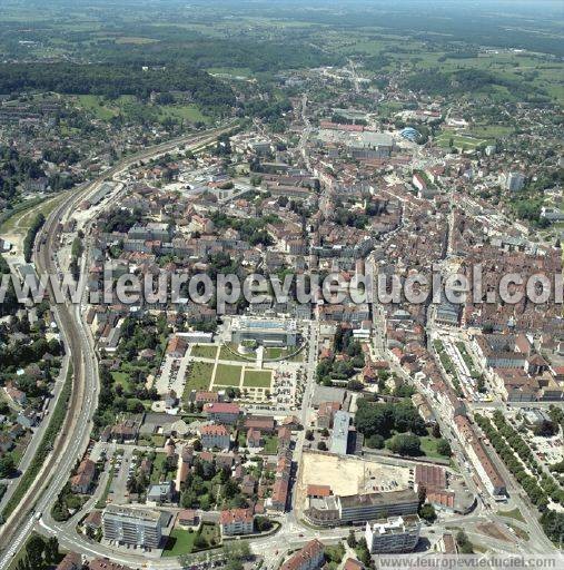 Photo aérienne de Lons-le-Saunier