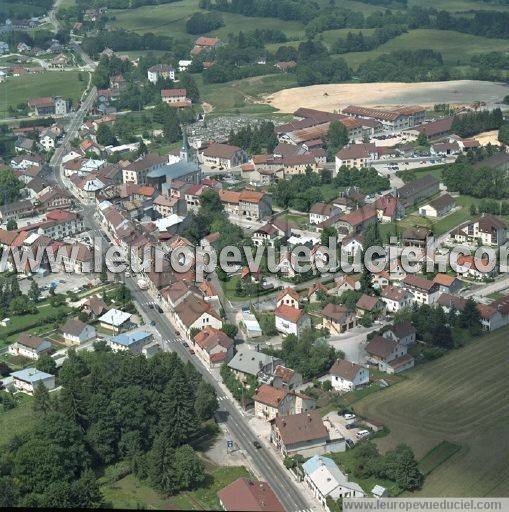 Photo aérienne de Saint-Laurent-en-Grandvaux