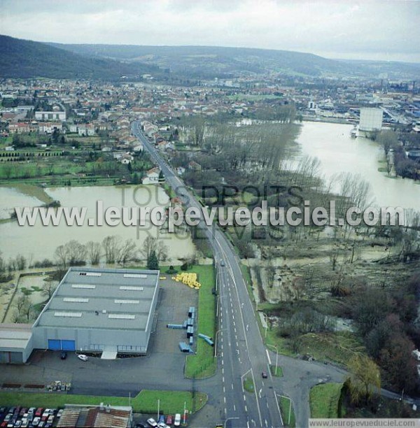 Photo aérienne de Blnod-ls-Pont--Mousson