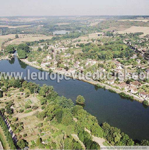 Photo aérienne de Joigny