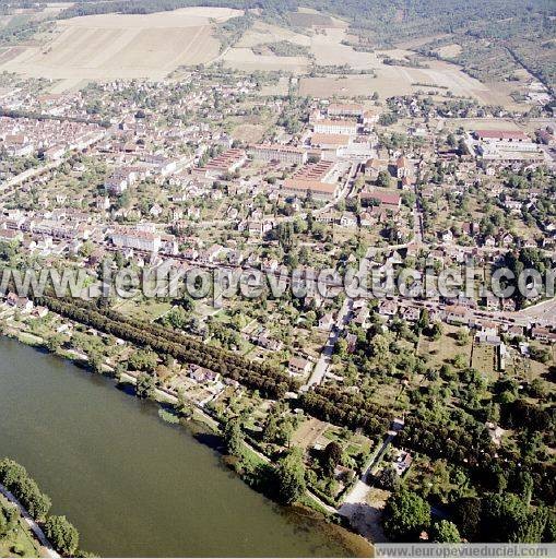 Photo aérienne de Joigny