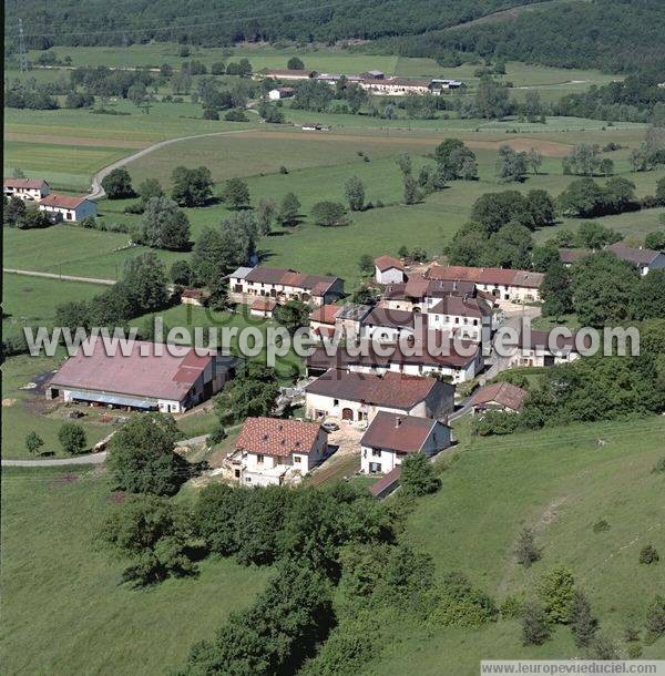 Photo aérienne de Louvenne