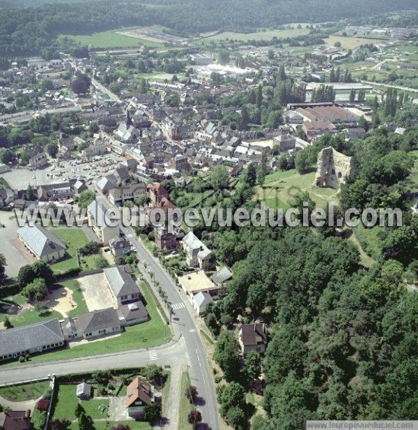 Photo aérienne de Brionne