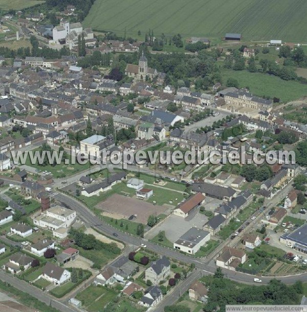 Photo aérienne de Damville