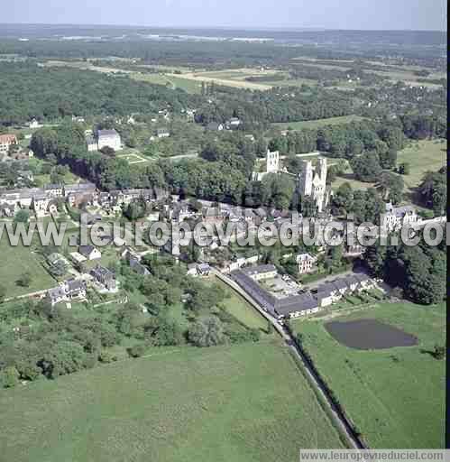 Photo aérienne de Jumiges