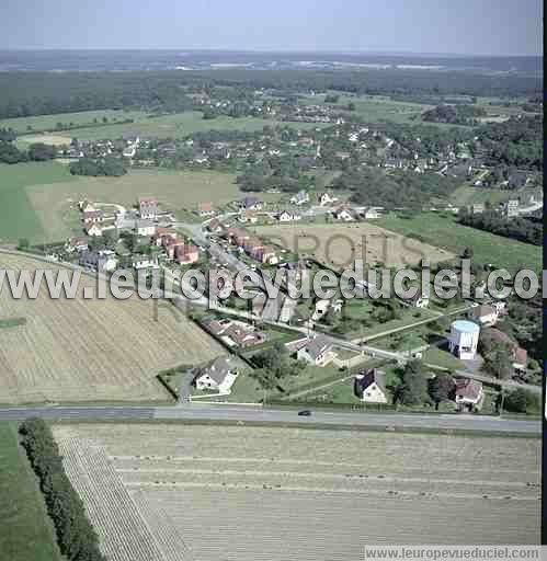 Photo aérienne de Jumiges