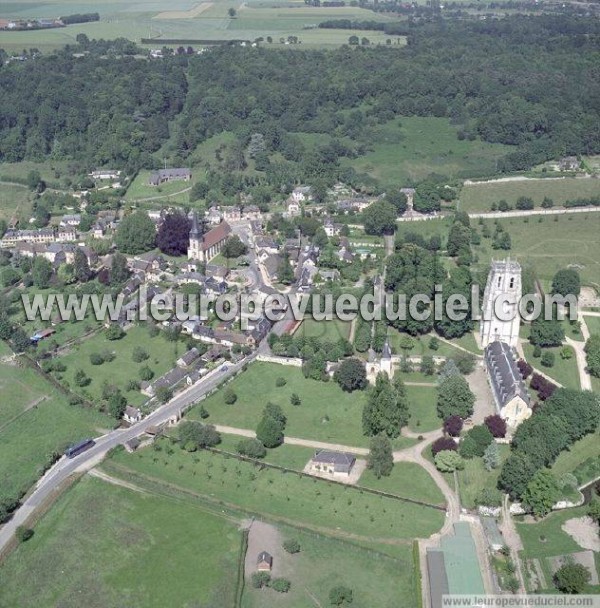 Photo aérienne de Le Bec-Hellouin
