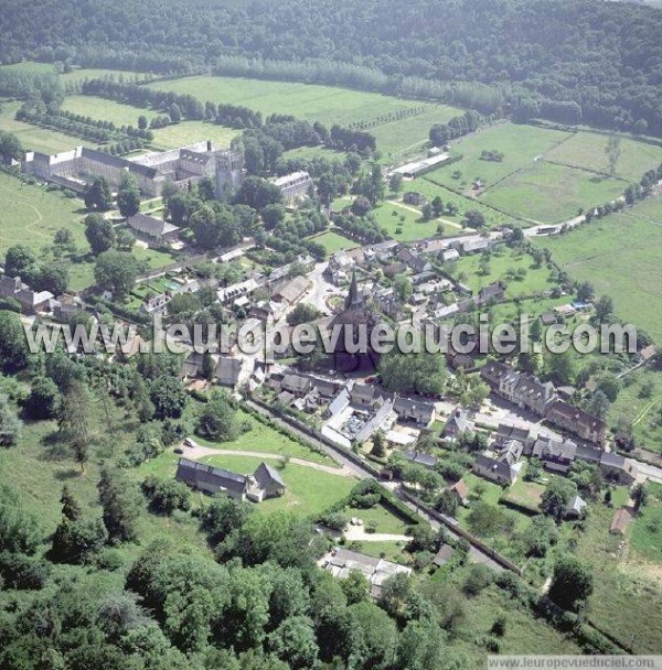 Photo aérienne de Le Bec-Hellouin