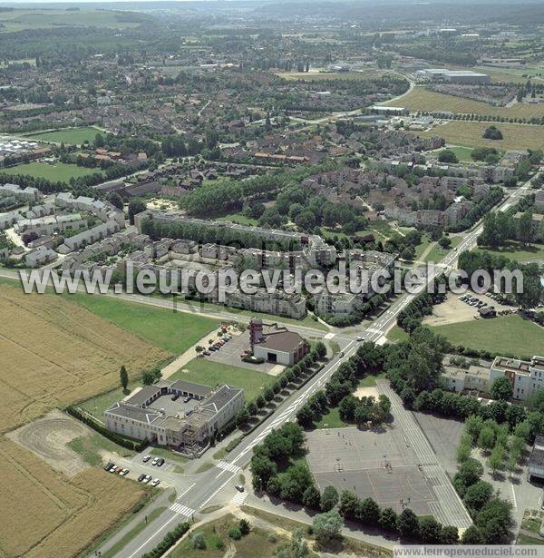 Photo aérienne de Val-de-Reuil