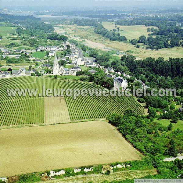 Photo aérienne de Souzay-Champigny
