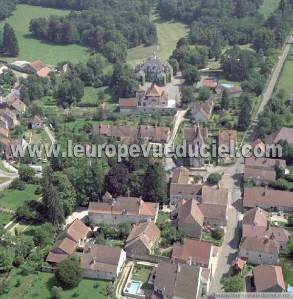 Photo aérienne de Montmirey-la-Ville