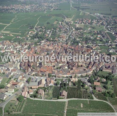 Photo aérienne de Eguisheim