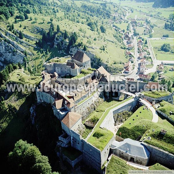 Photo aérienne de La Cluse-et-Mijoux