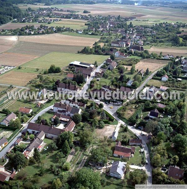 Photo aérienne de Champvallon