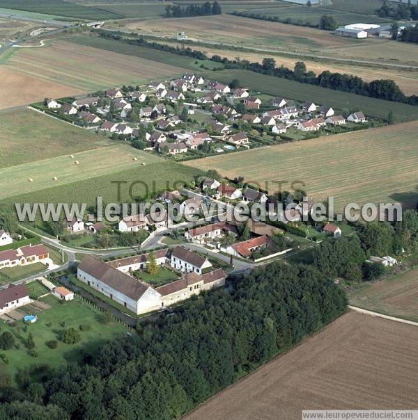 Photo aérienne de Cuy