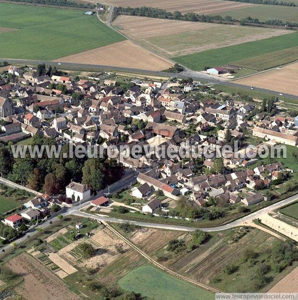 Photo aérienne de Villemanoche