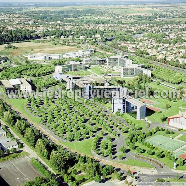 Photo aérienne de Niort