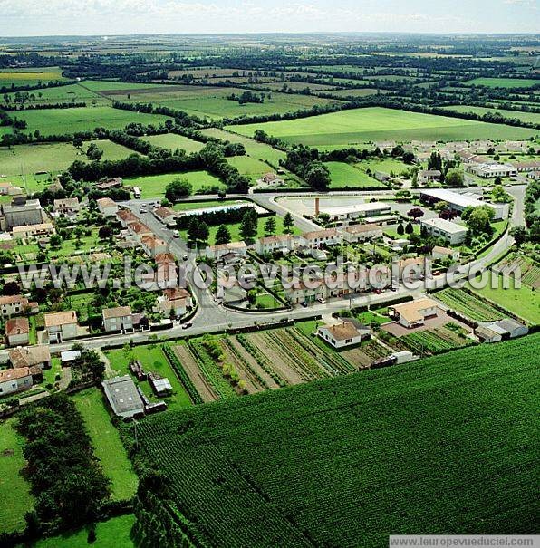 Photo aérienne de Briou