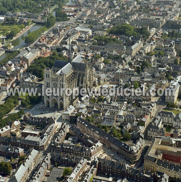 Photo aérienne de Amiens