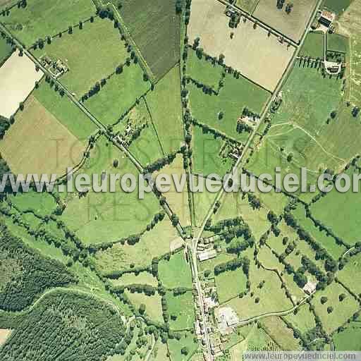 Photo aérienne de Montluon