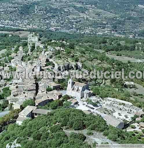 Photo aérienne de Saignon