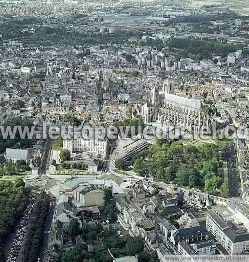 Photo aérienne de Bourges