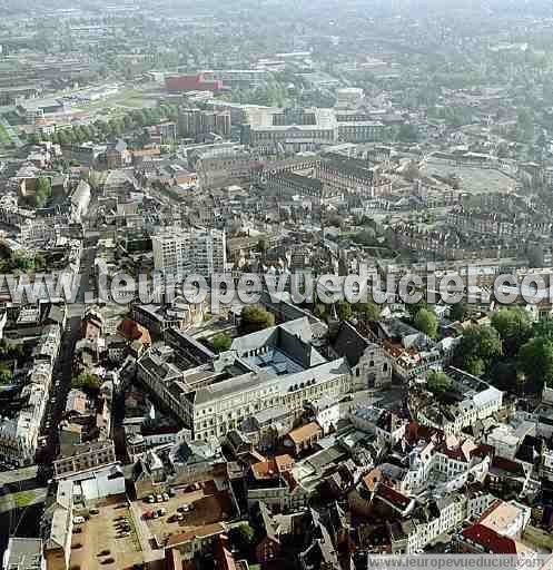 Photo aérienne de Valenciennes