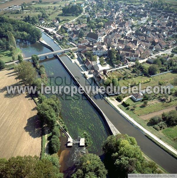 Photo aérienne de Accolay