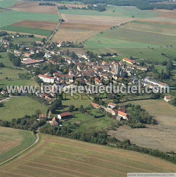 Photo aérienne de tais-la-Sauvin