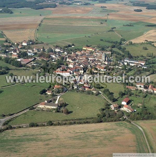 Photo aérienne de tais-la-Sauvin