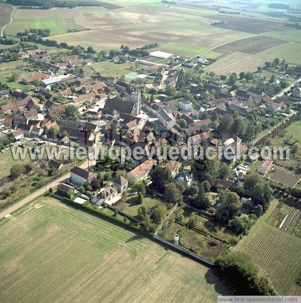 Photo aérienne de Thury