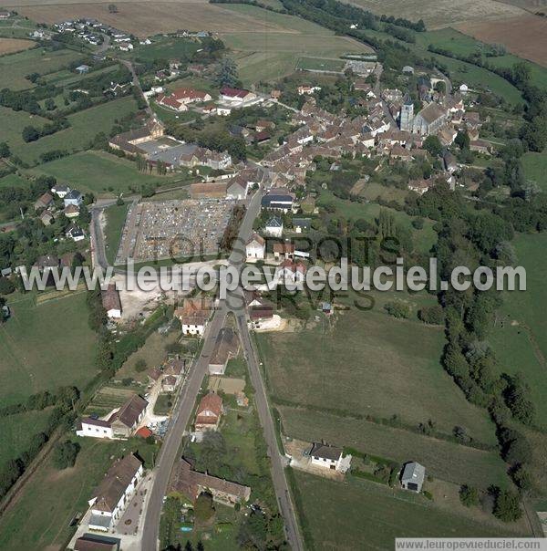 Photo aérienne de Treigny