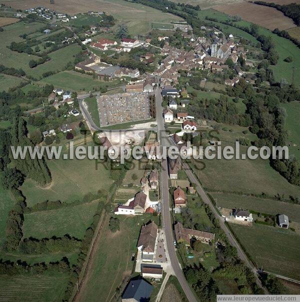 Photo aérienne de Treigny