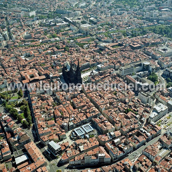 Photo aérienne de Clermont-Ferrand