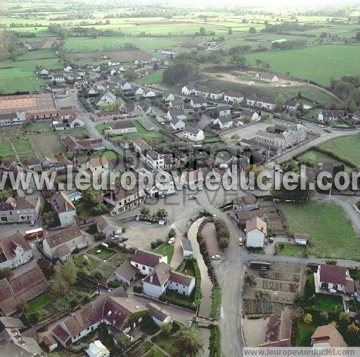 Photo aérienne de Rigny-sur-Arroux