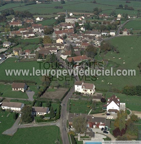 Photo aérienne de Perreuil