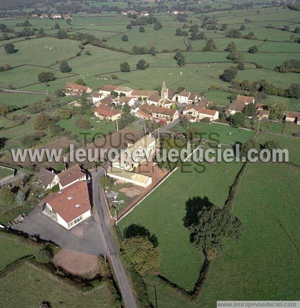 Photo aérienne de Donzy-le-National