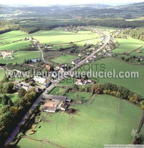 Photo aérienne de Tavernay