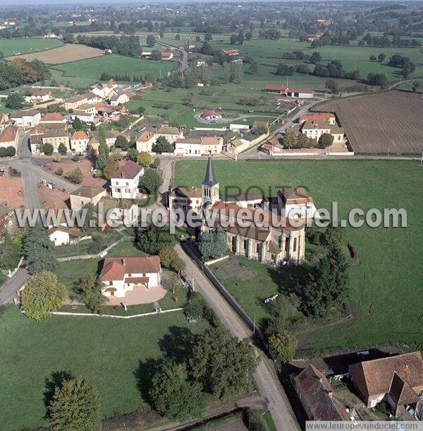 Photo aérienne de Chenay-le-Châtel